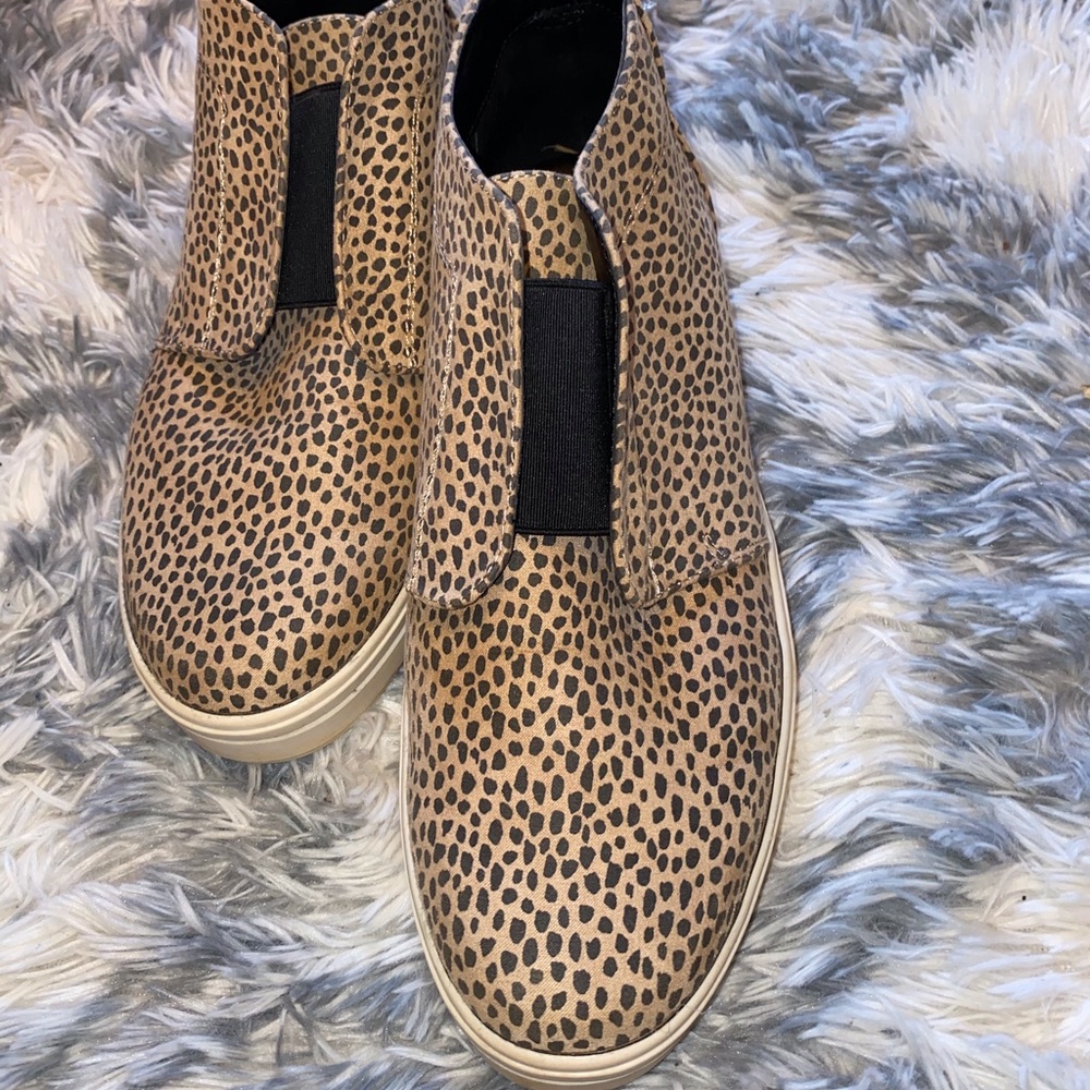 leopard print shoes